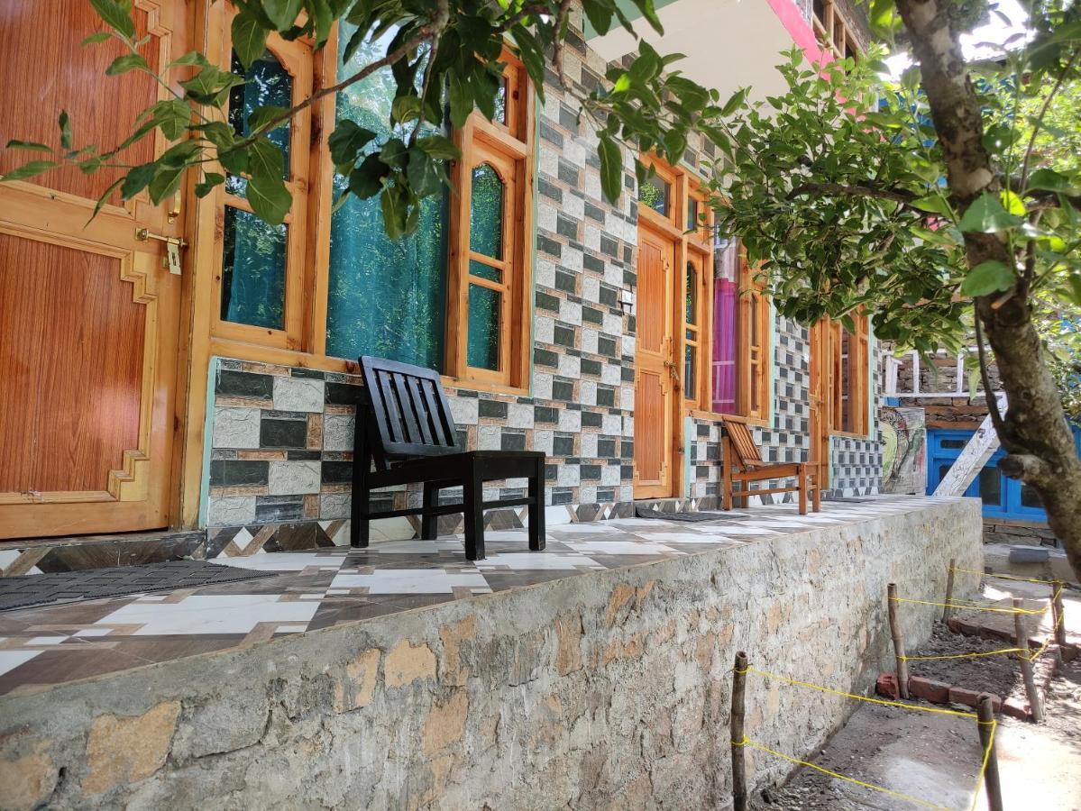 Karma Guest House And Cafe Kalgha Екстериор снимка