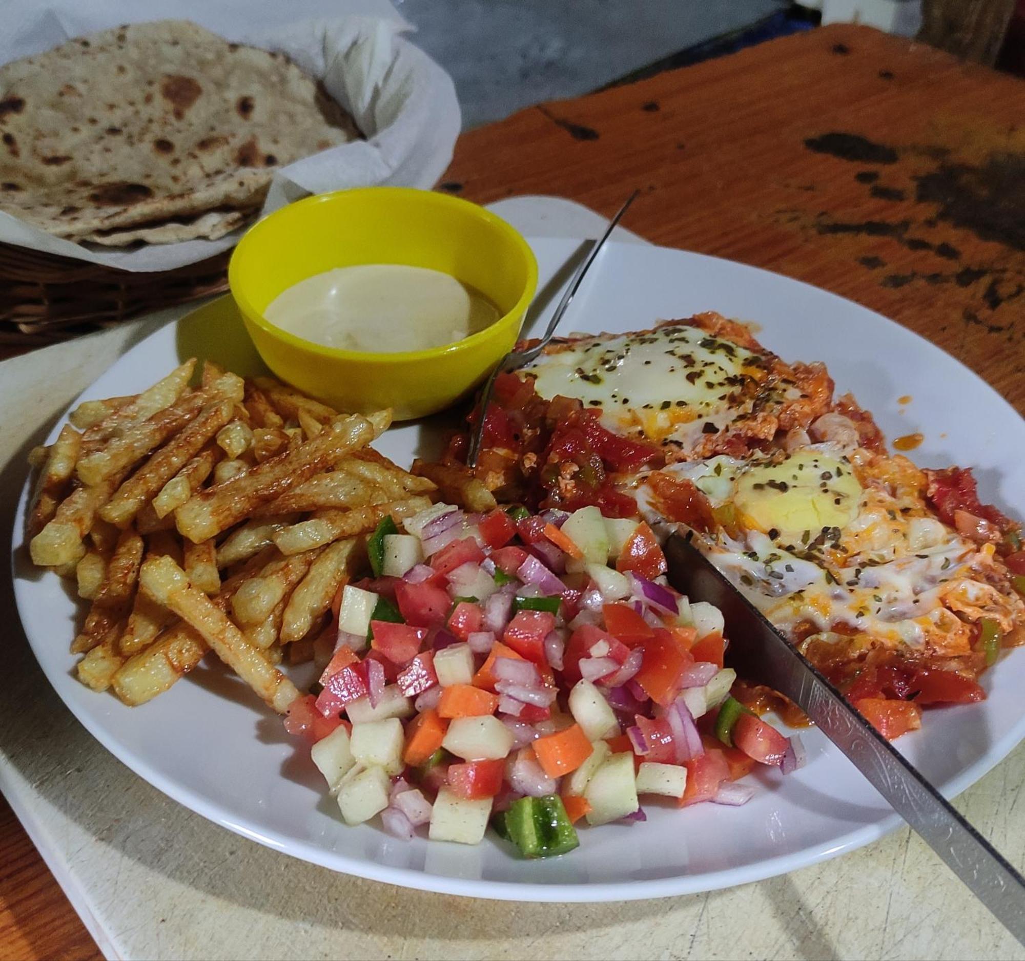 Karma Guest House And Cafe Kalgha Екстериор снимка